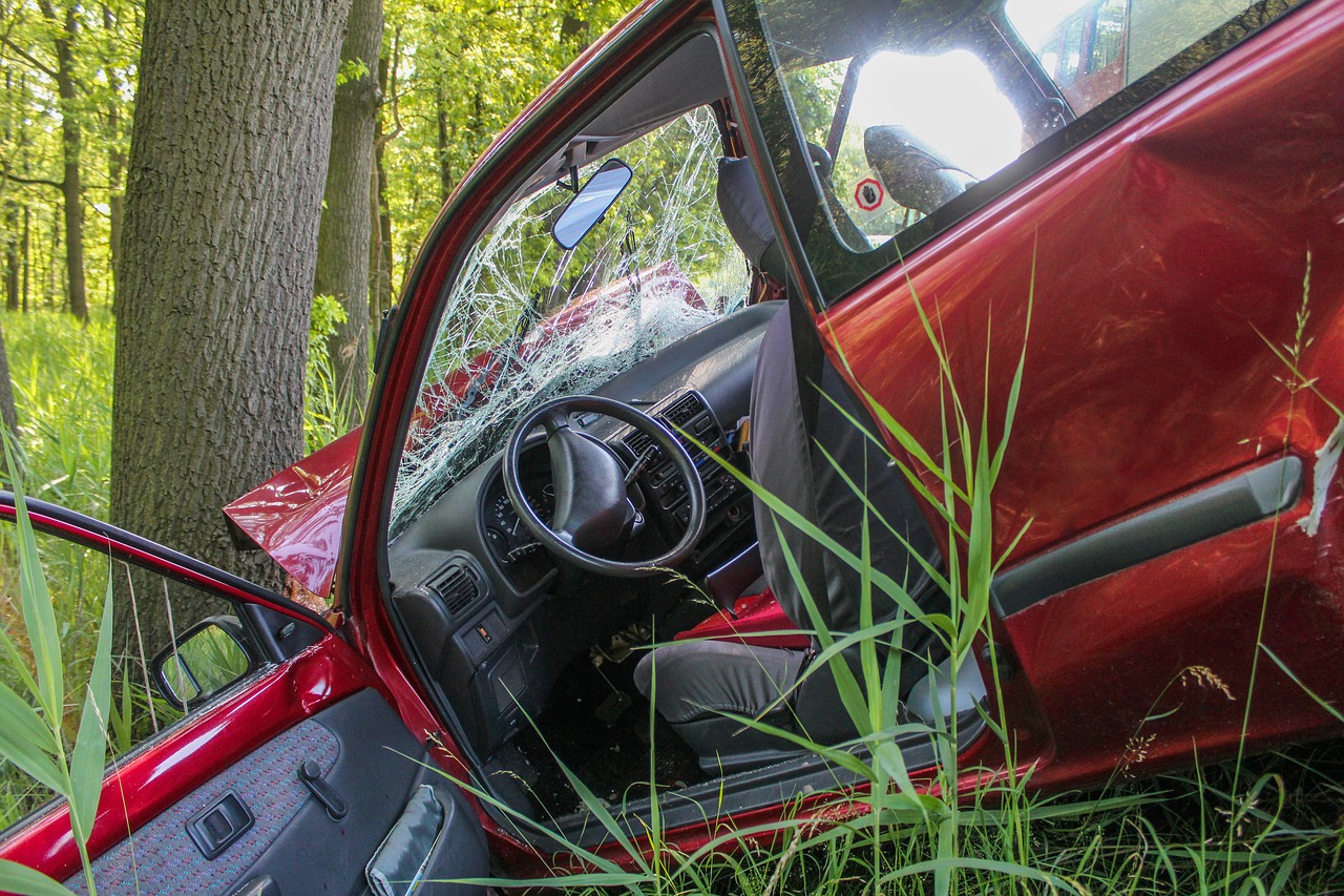 L’alcool, principal cause des accidents de la route par les jeunes adolescents. 